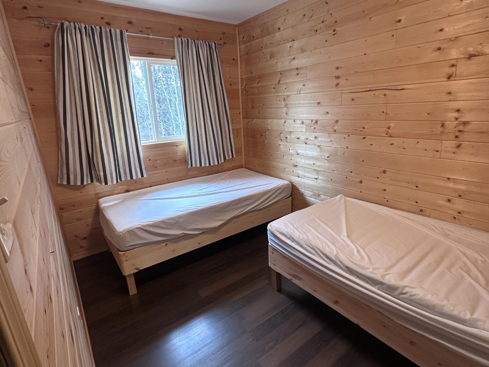 Block 9 Lot 41 Brereton Lake with Water access - Bedroom 1