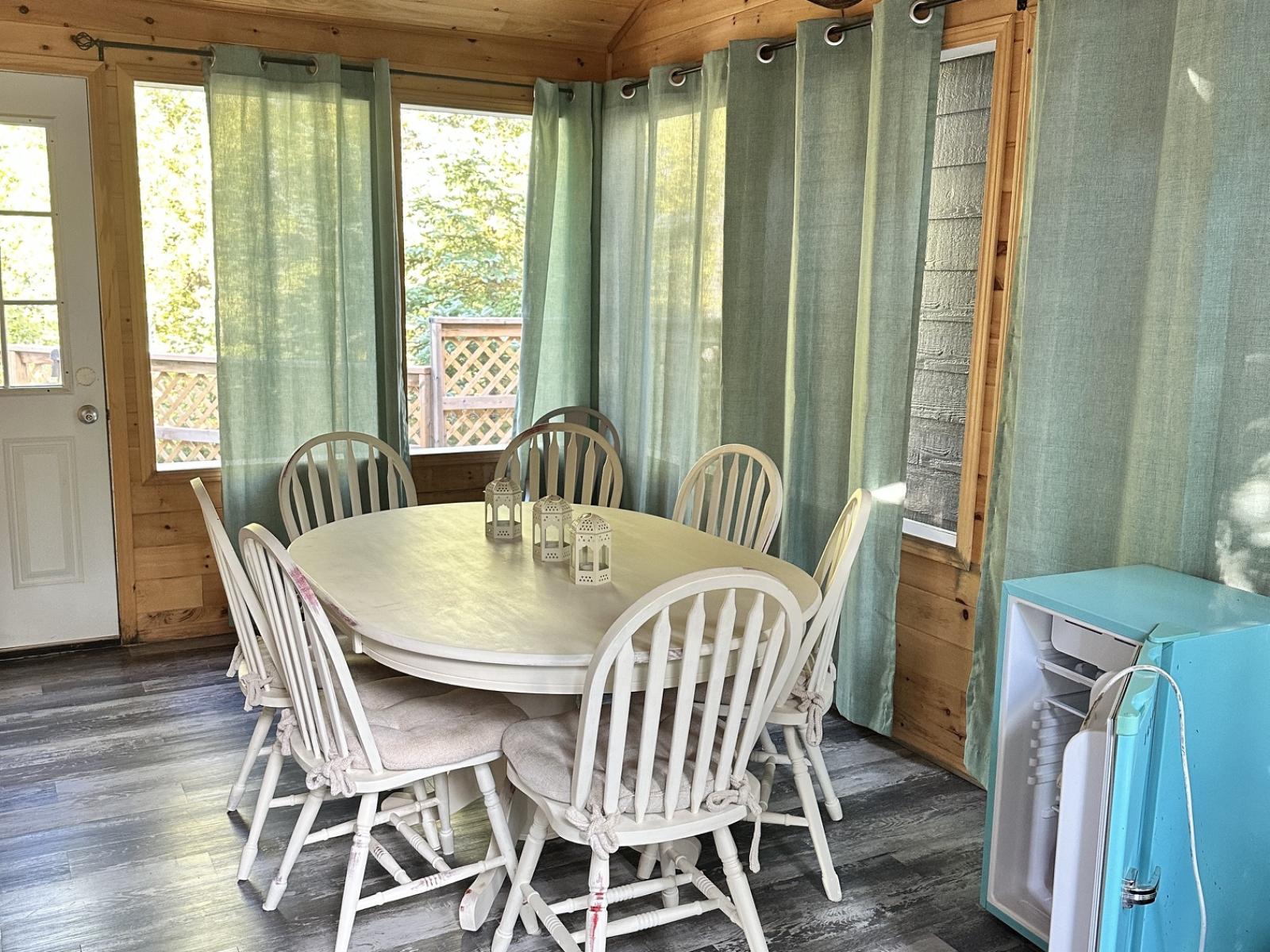 Block 9 Lot 41 Brereton Lake with Water access - Sun Room