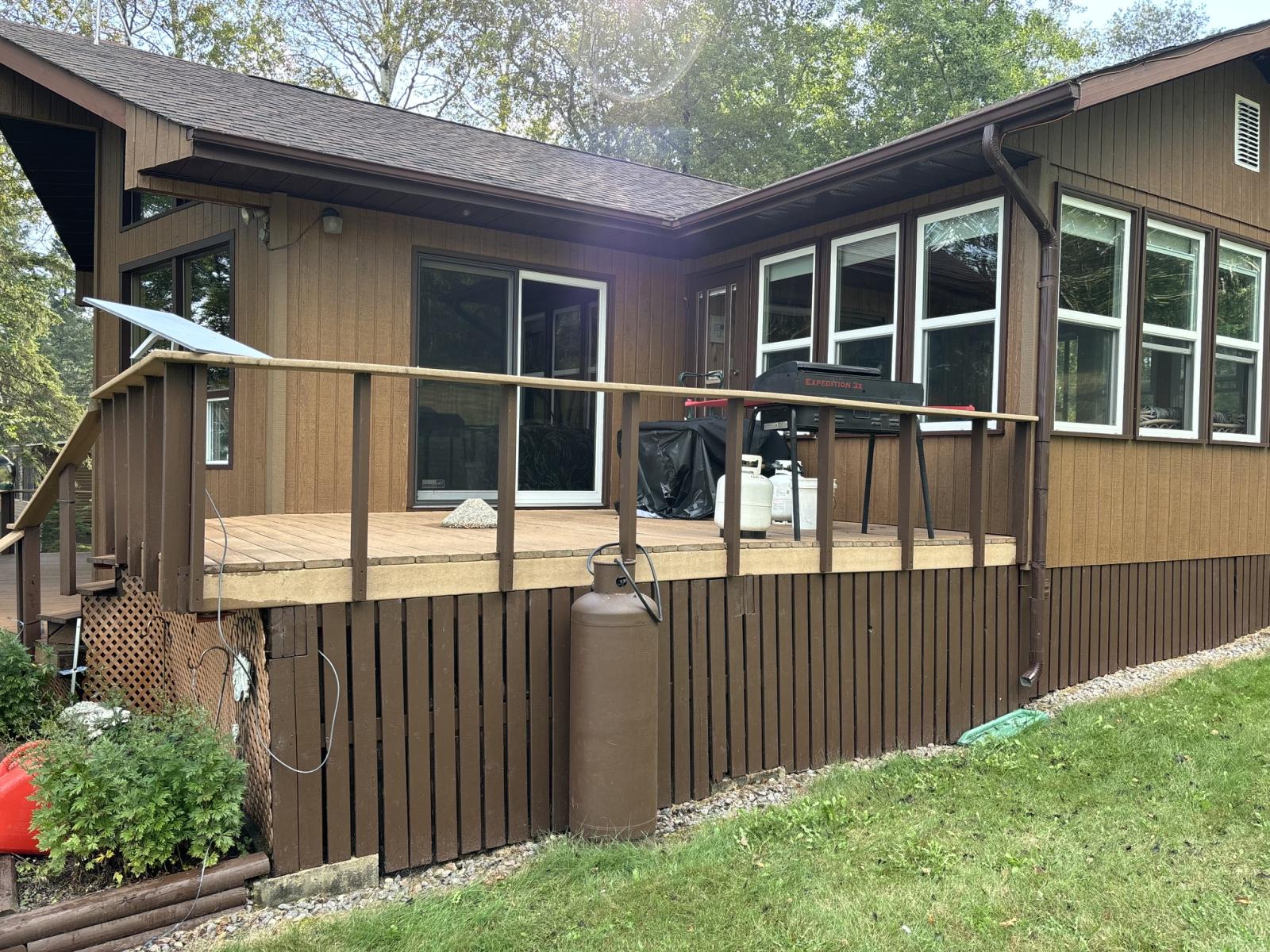 Caddy Lake Lot 2 deck Corner View